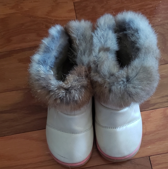 Boots - Picture 2 of 3